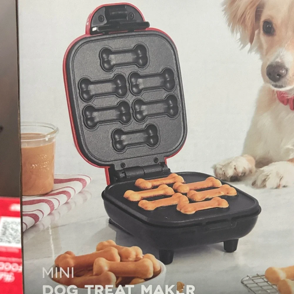 Dash Red Dog Treat Maker